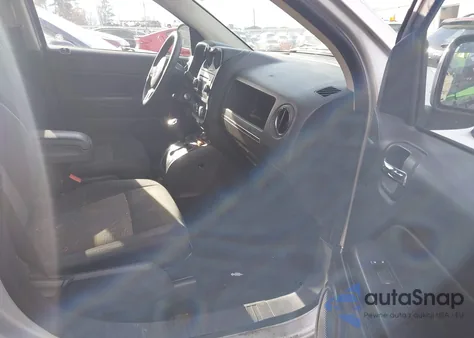 2012 Jeep Compass Sport z USA, uszkodzony, nr VIN 1C4NJCBA3CD553829